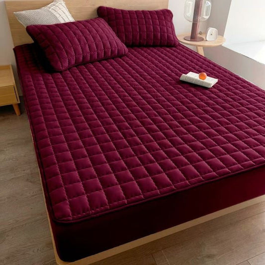 Quilted 100% Waterproof Mattress Protector For Double Bed (Maroon)